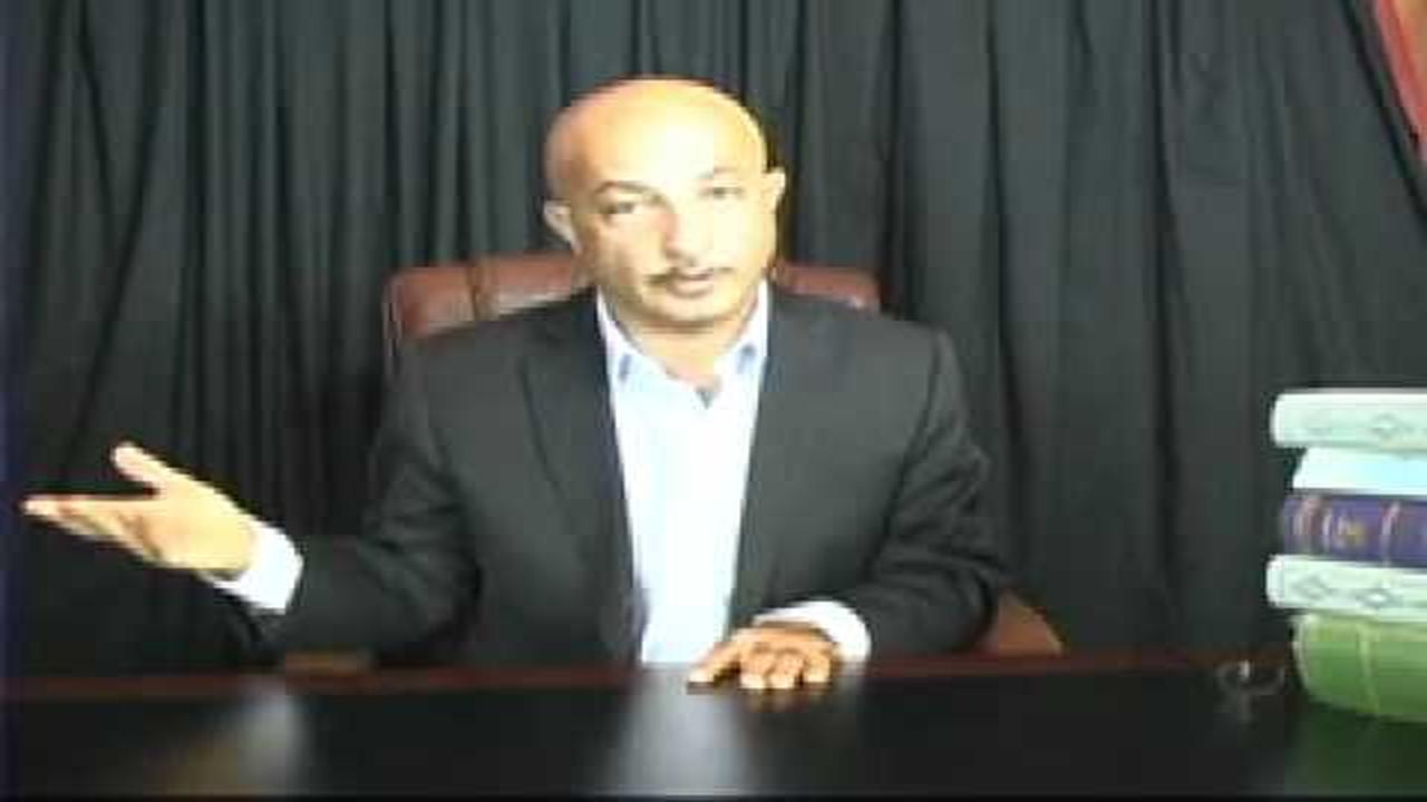 0020 Dr. Farid Younus Confused & Confusing by Shafie Ayar